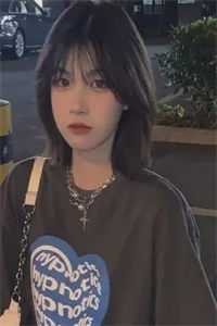 彩云易散琉璃脆爆款热文